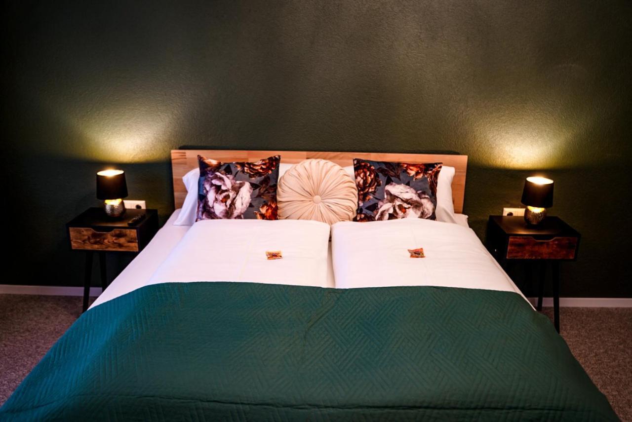 Hotel Residenz Luxury Apartments 메칭엔 외부 사진
