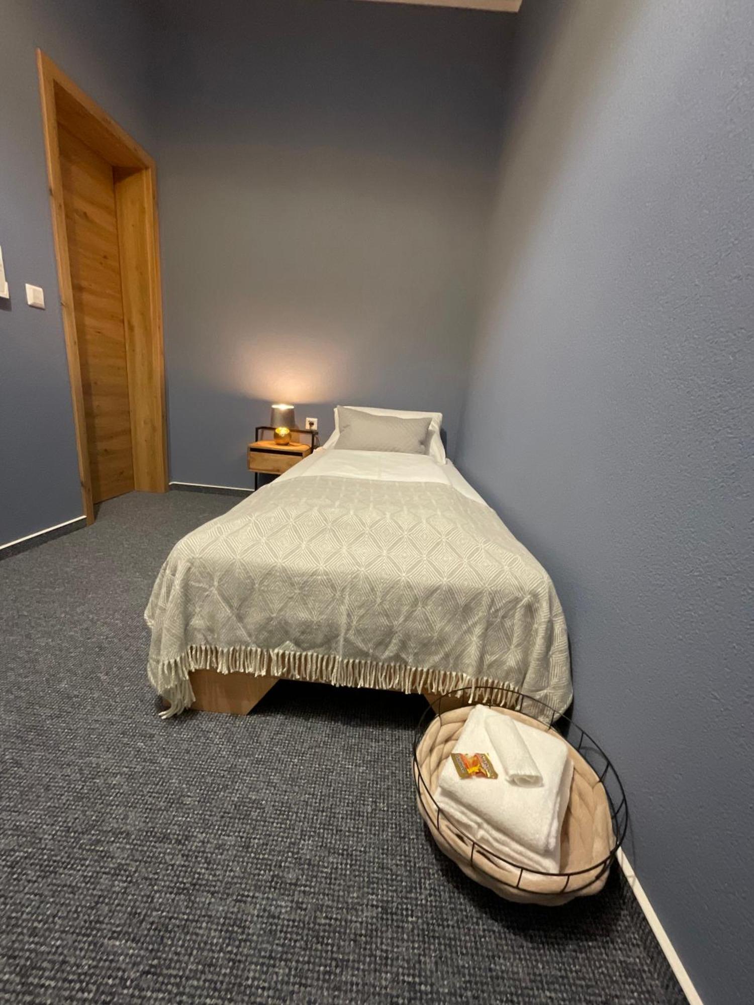 Hotel Residenz Luxury Apartments 메칭엔 외부 사진