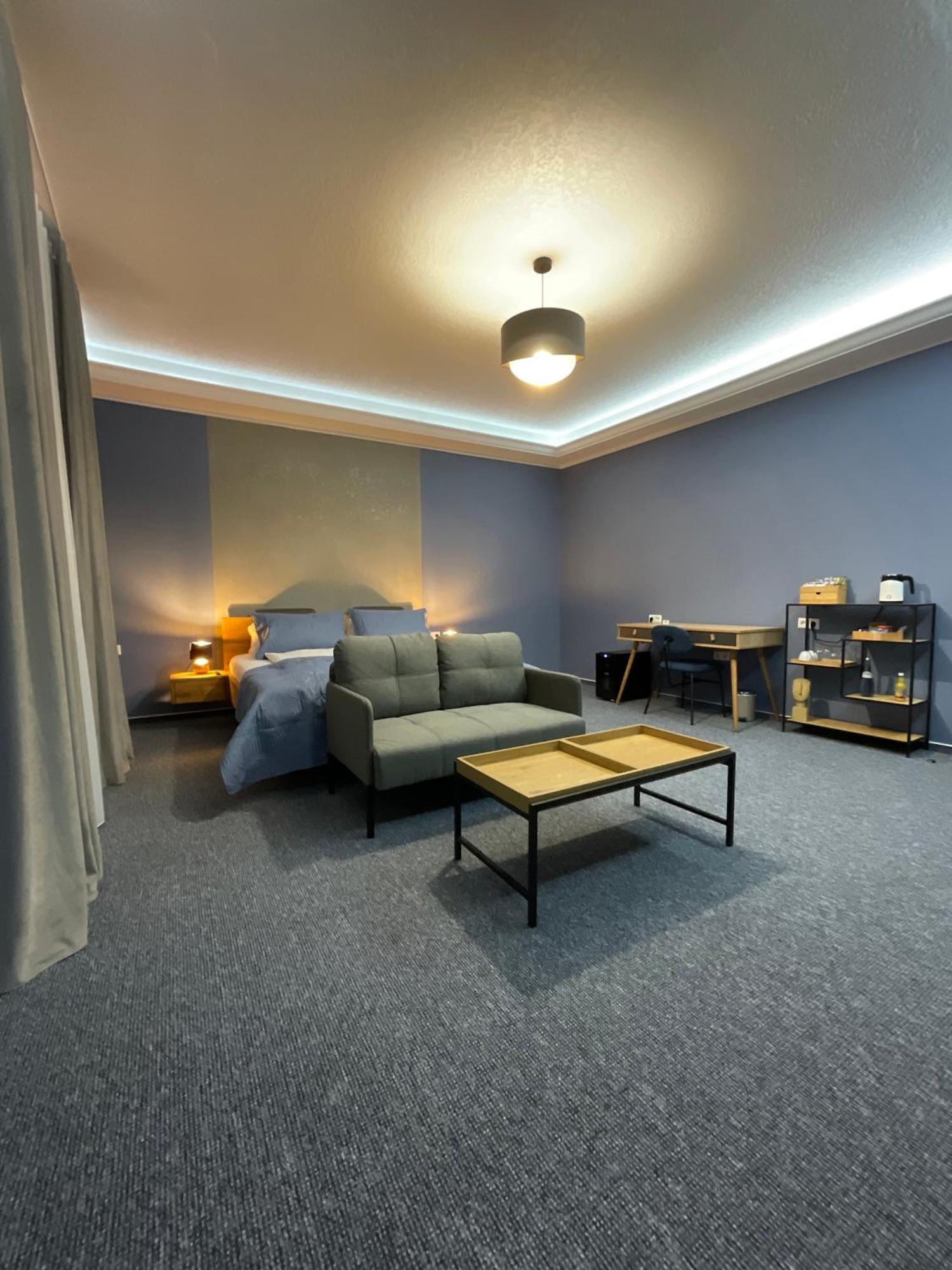 Hotel Residenz Luxury Apartments 메칭엔 외부 사진