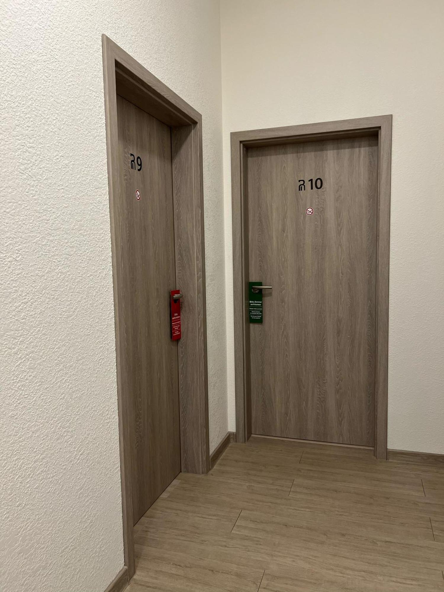 Hotel Residenz Luxury Apartments 메칭엔 외부 사진