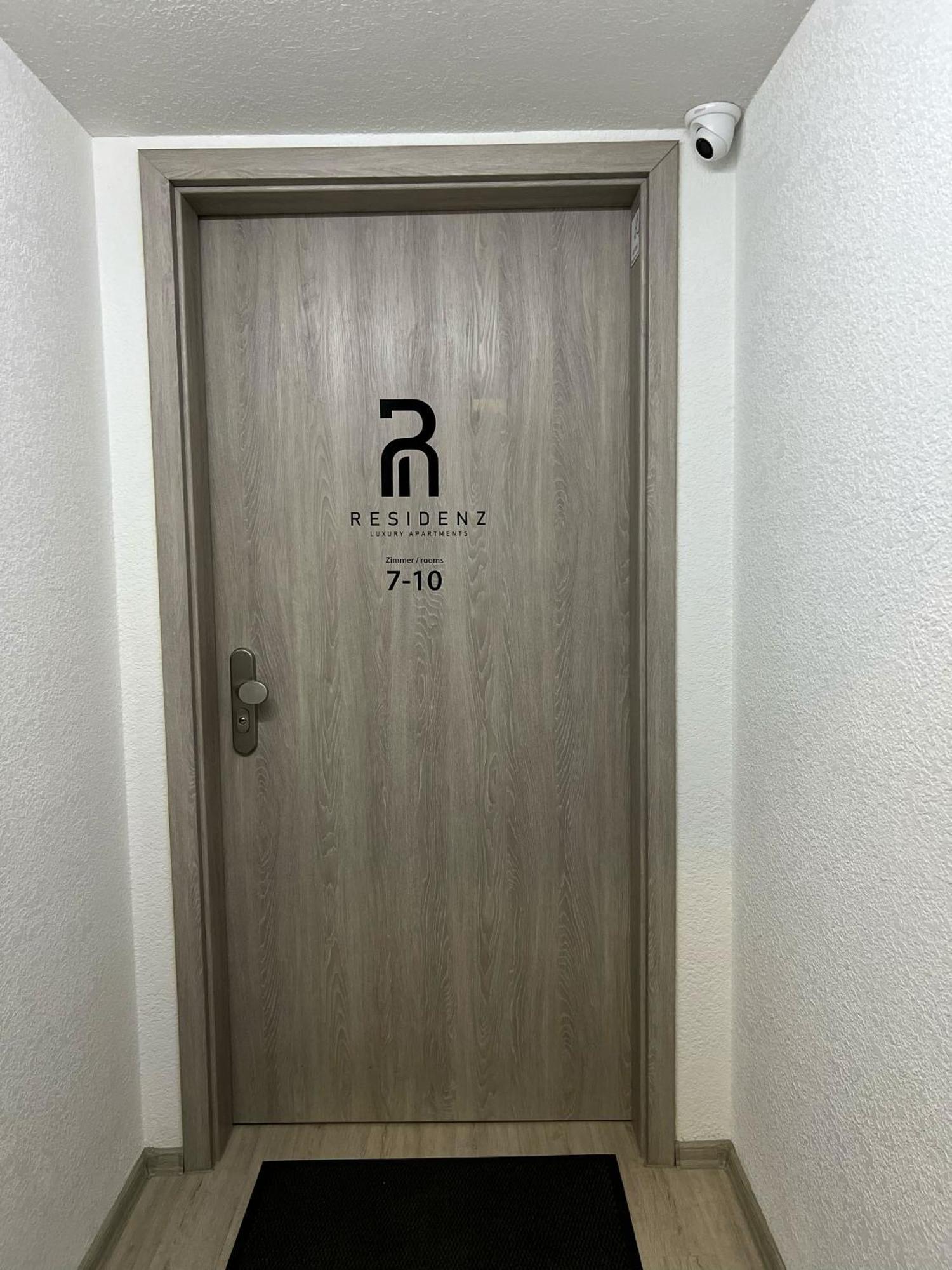 Hotel Residenz Luxury Apartments 메칭엔 외부 사진
