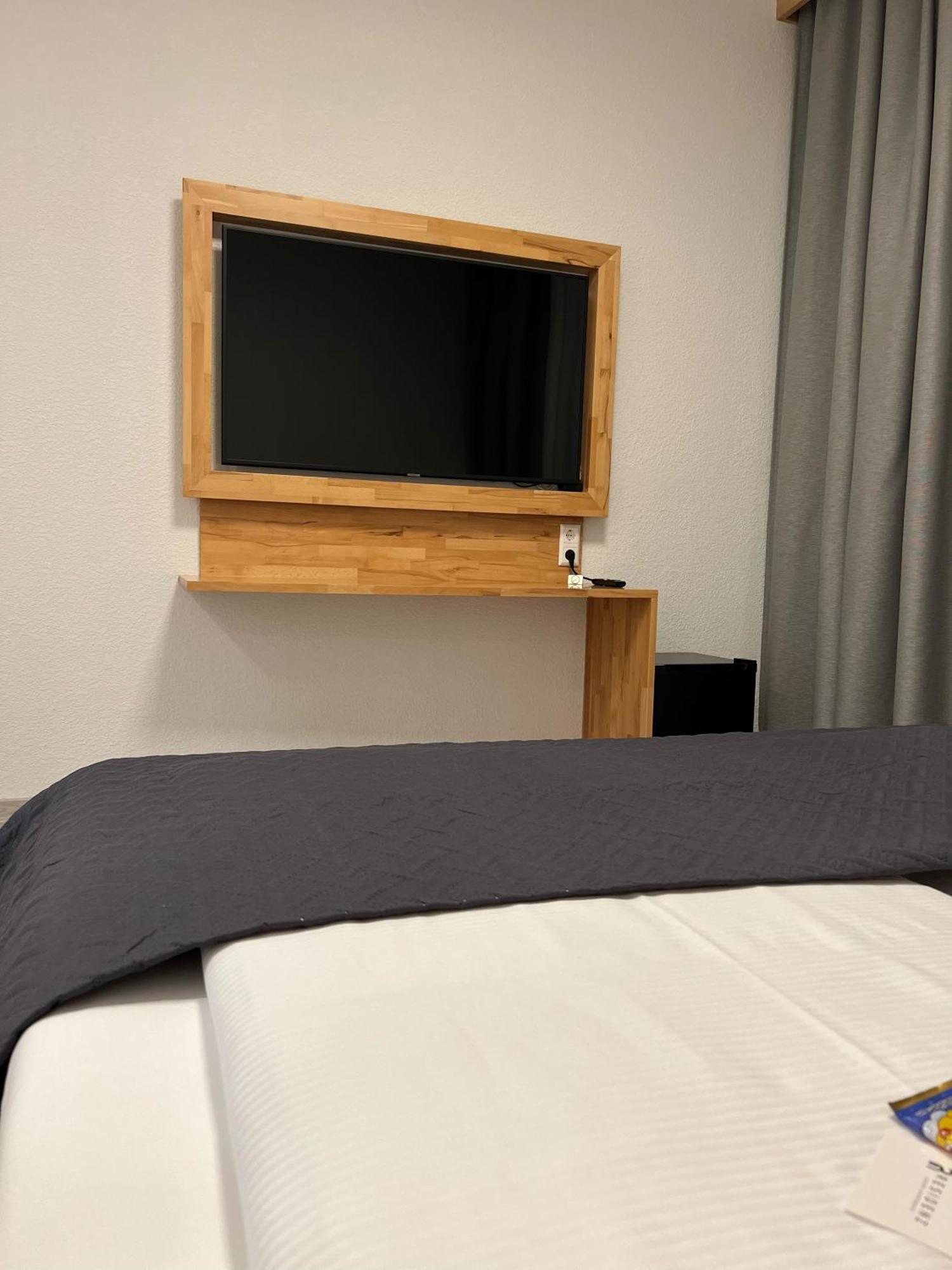 Hotel Residenz Luxury Apartments 메칭엔 외부 사진