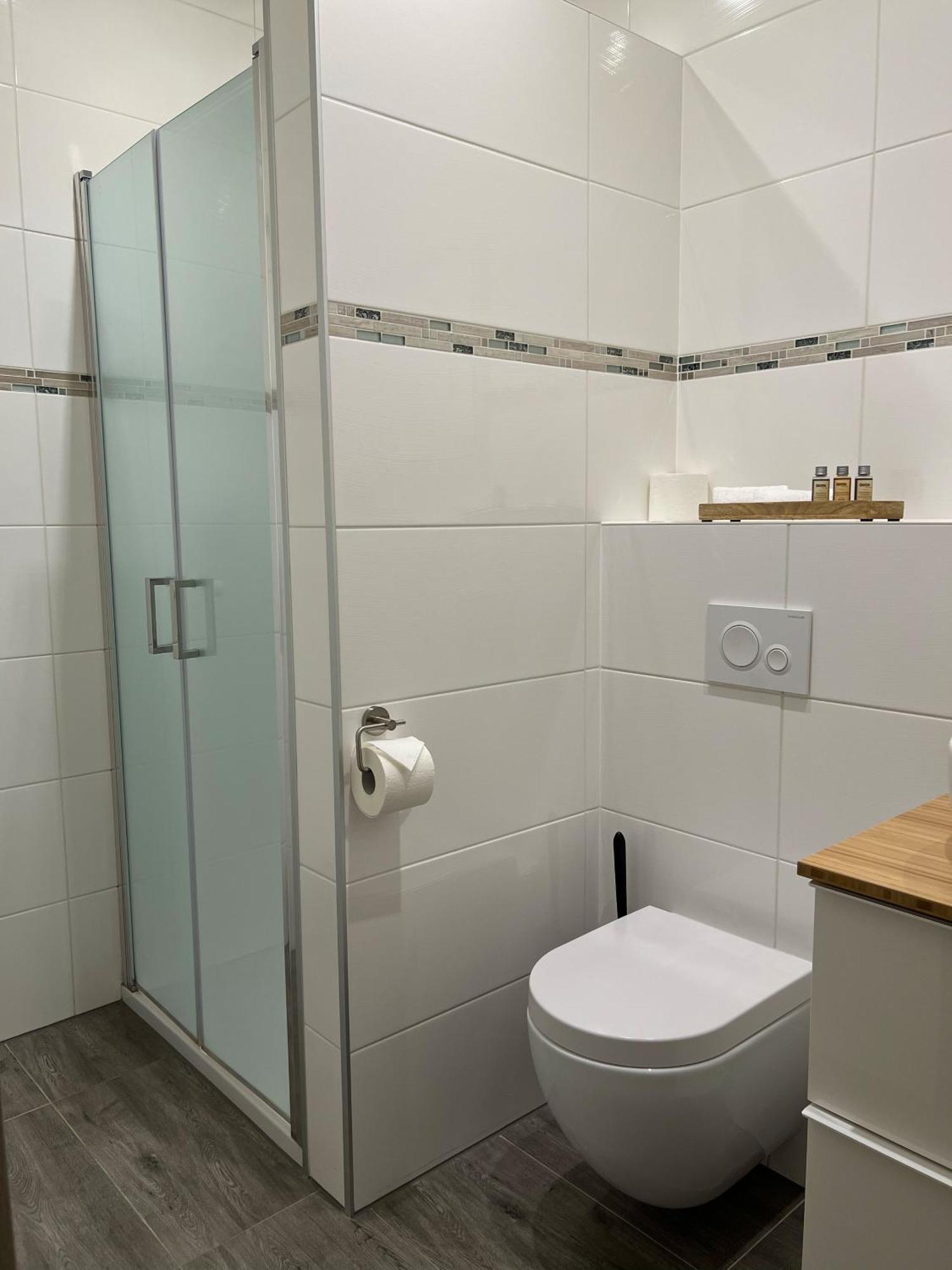 Hotel Residenz Luxury Apartments 메칭엔 외부 사진
