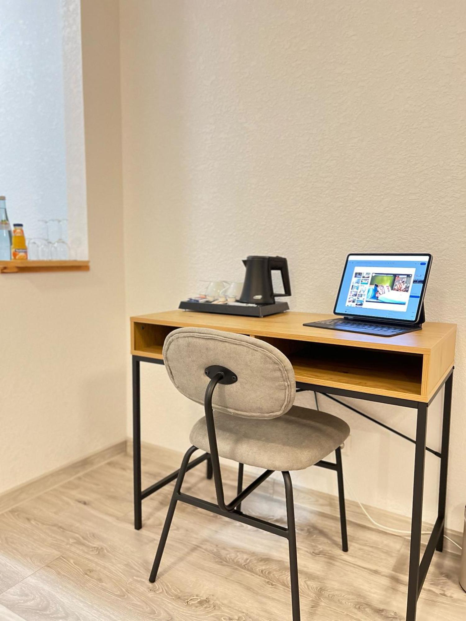 Hotel Residenz Luxury Apartments 메칭엔 외부 사진
